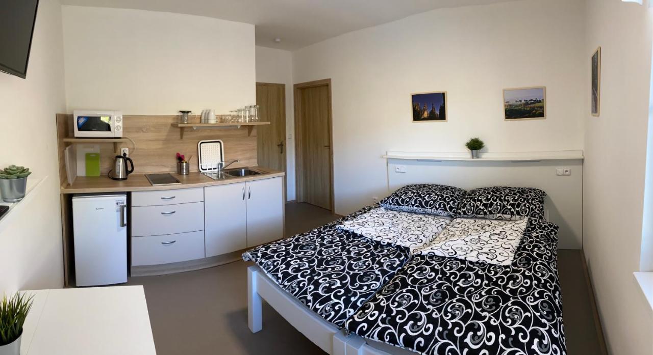Apartmany Nad Parkem Broumov Dış mekan fotoğraf